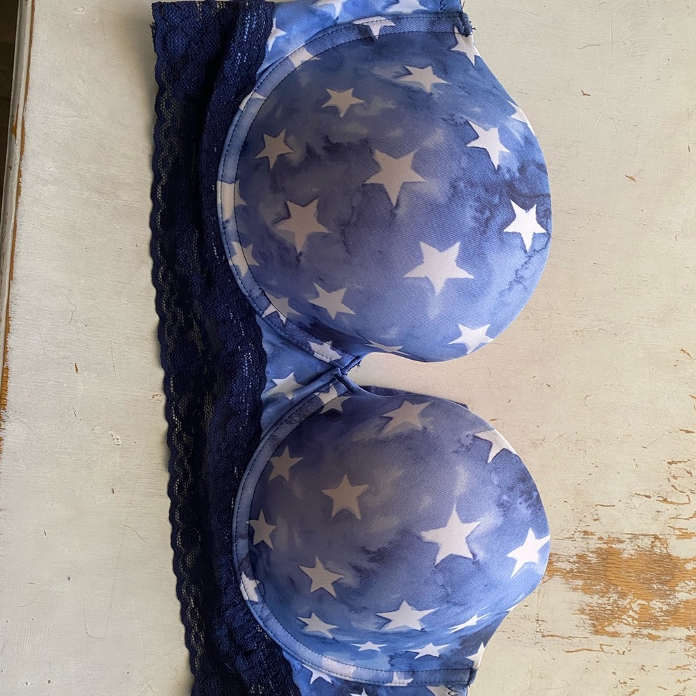 PINK Victoria’s Secret strapless bra